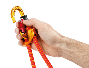 SM'D TWIST LOCK CARABINER