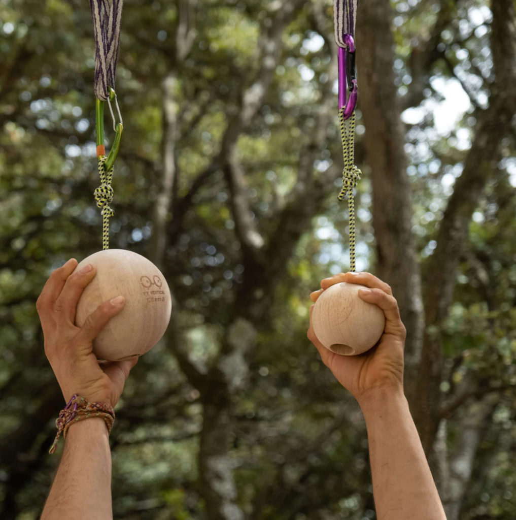 Climbing ball (10cm) (Portable training gear)