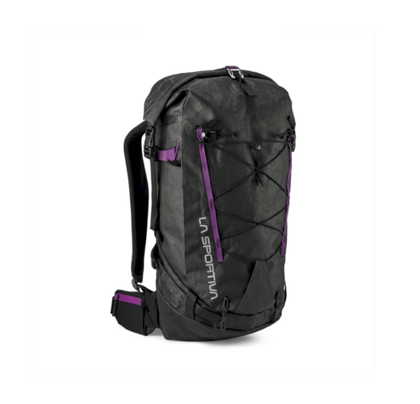 Challenger 28 Backpack - Black – Chamonix - HKMTC