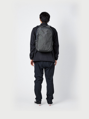 Tribute 25L - Dark Charcoal